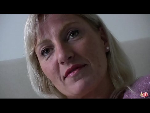 ❤️ Māte, ko mēs visi fucked ... Dāma, uzvedies! Porno pie porno lv.yespornpics-com.ru